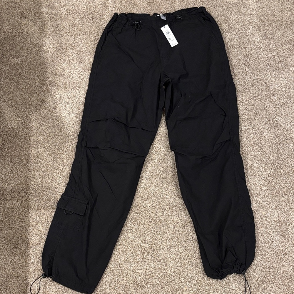 Women’s Garage Black Cargo Pants